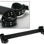 Strict Leather Easy Access spreader bar system